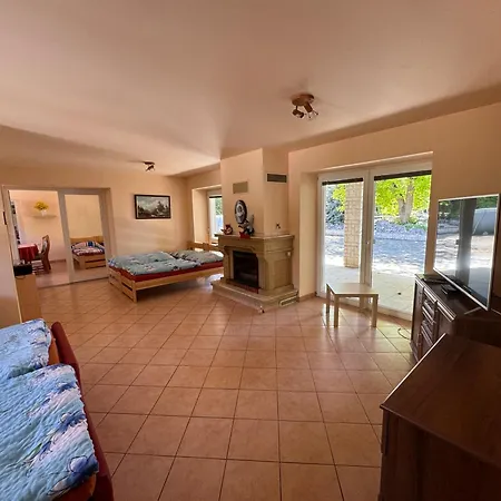 شقة Apartmany Knezicky *
